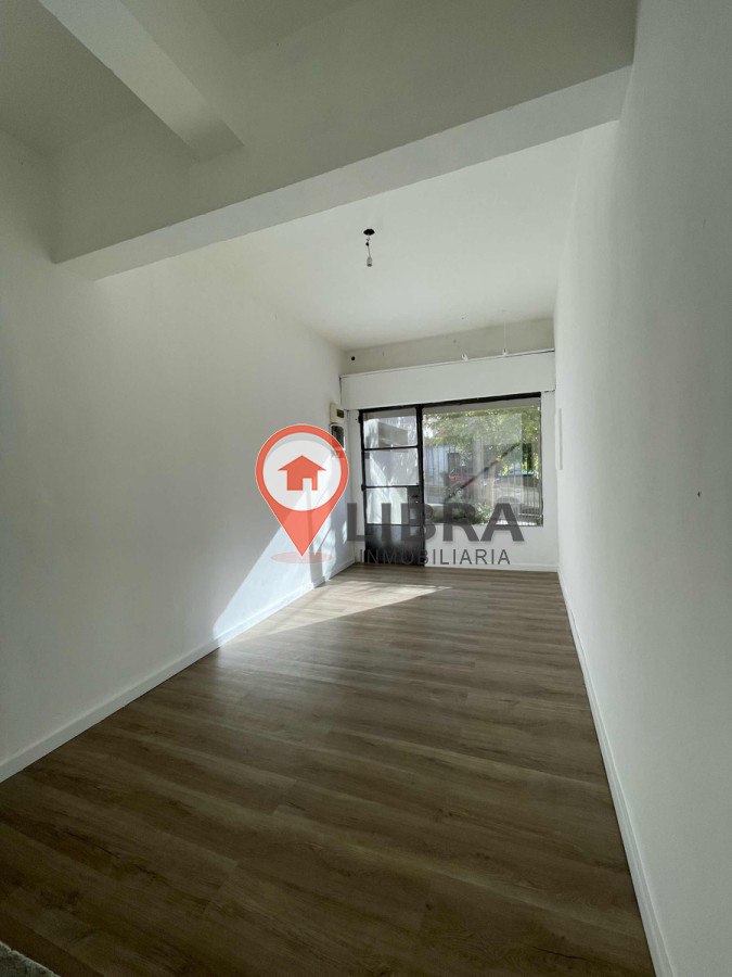 Local Comercial ID.9655 - Local, Estudio o Oficina En Excelente Zona 