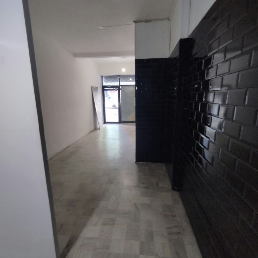 Local Comercial ID.13164 - Alquiler Local Comercial Sin Gastos Comunes En Centro