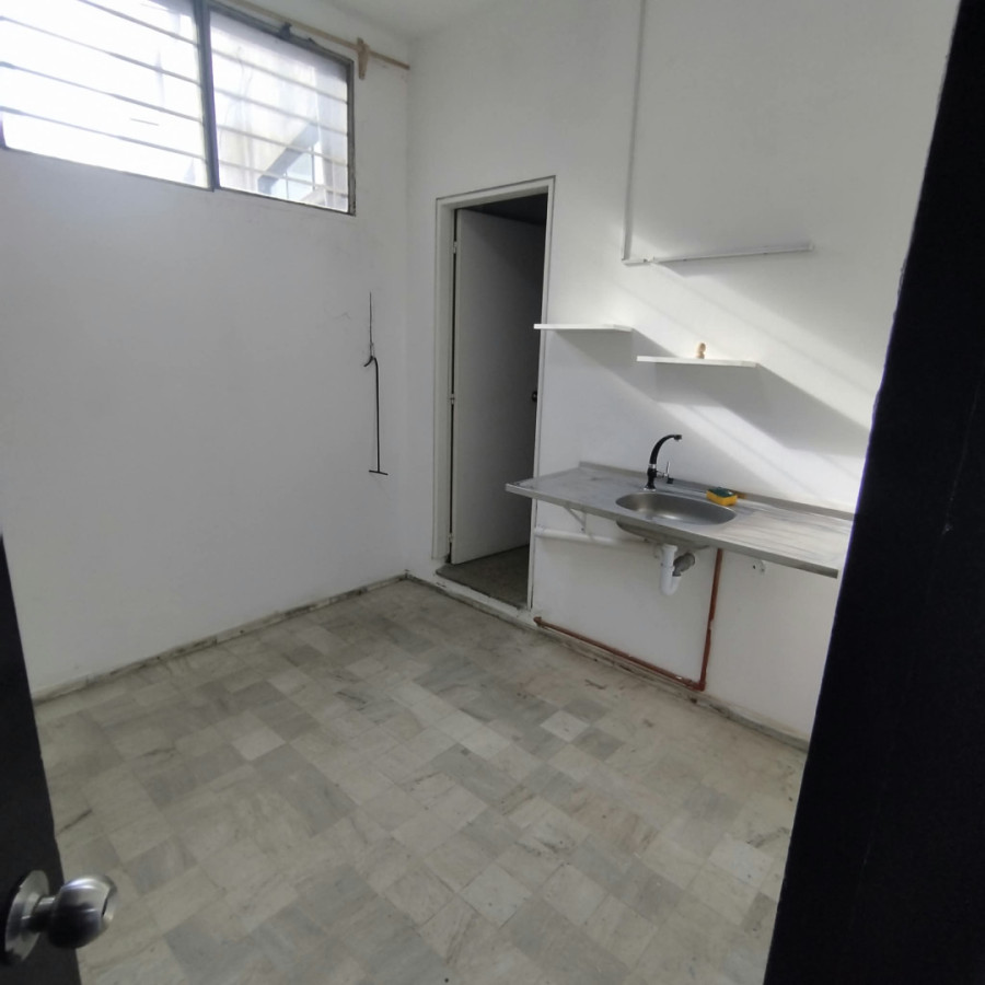 Local Comercial ID.13164 - Alquiler Local Comercial Sin Gastos Comunes En Centro
