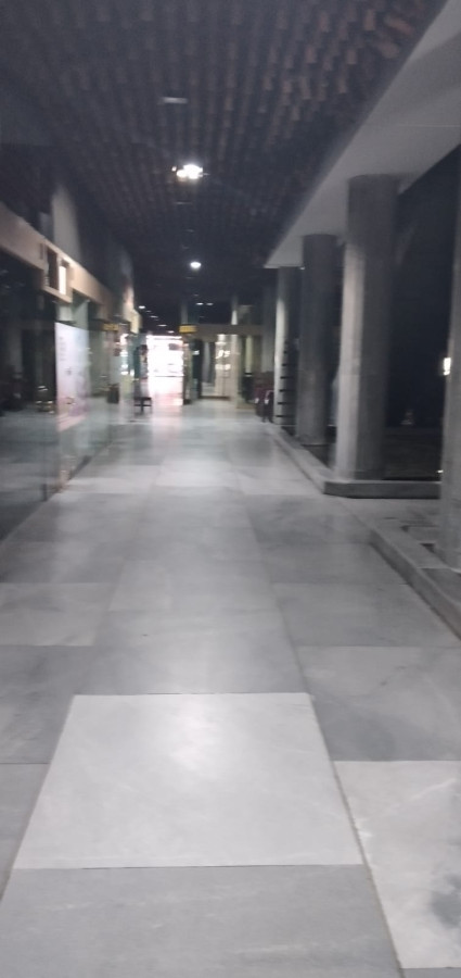 Local Comercial ID.13280 - Alquiler De Local En Avenida 18 De Julio 386 Metros Cuadrados