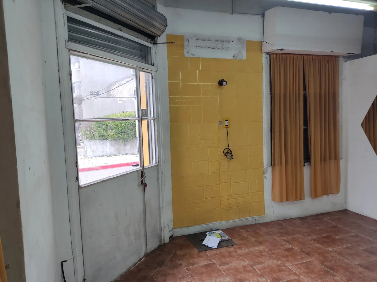 Local Comercial ID.13348 - Alquiler Local Comercial Sin Gastos Comunes En Unión