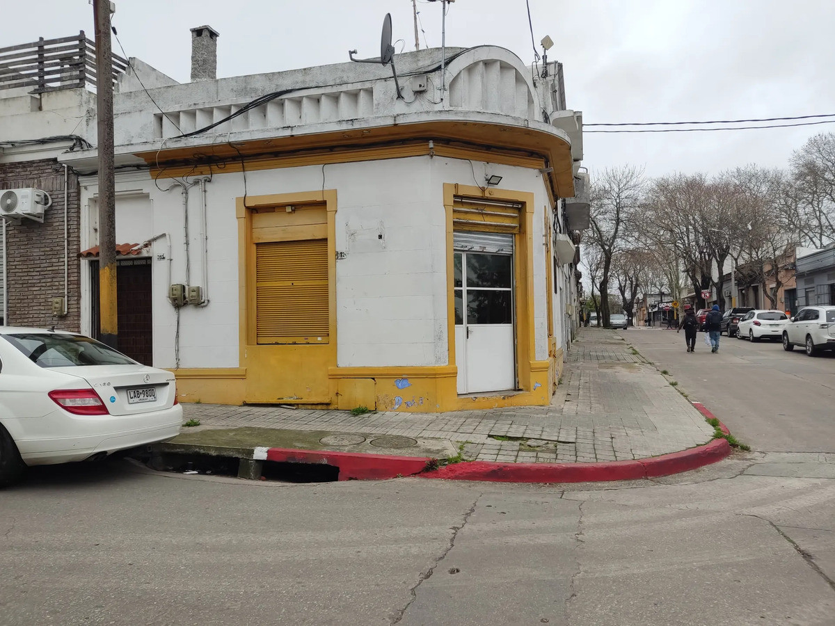 Local Comercial ID.13348 - Alquiler Local Comercial Sin Gastos Comunes En Unión