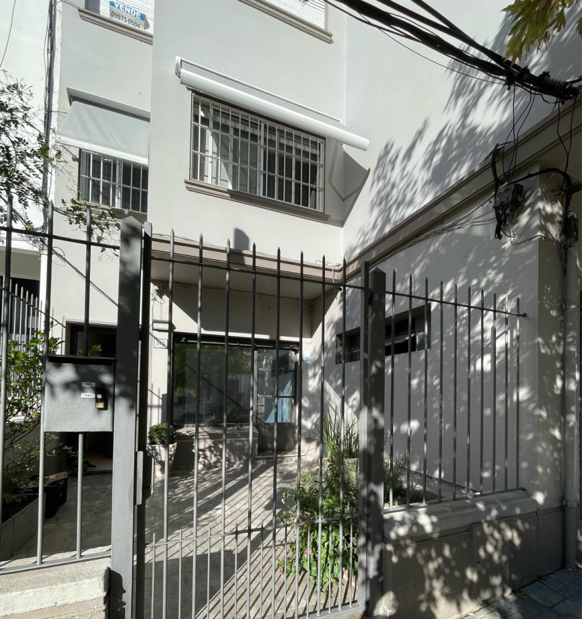 Local Comercial ID.9655 - Local, Estudio o Oficina En Excelente Zona 
