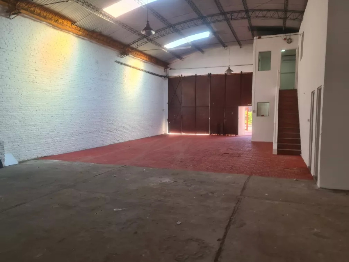Local Comercial ID.5774 - Venta Local Comercial Multipropósito 3 Baños Cochera Unión