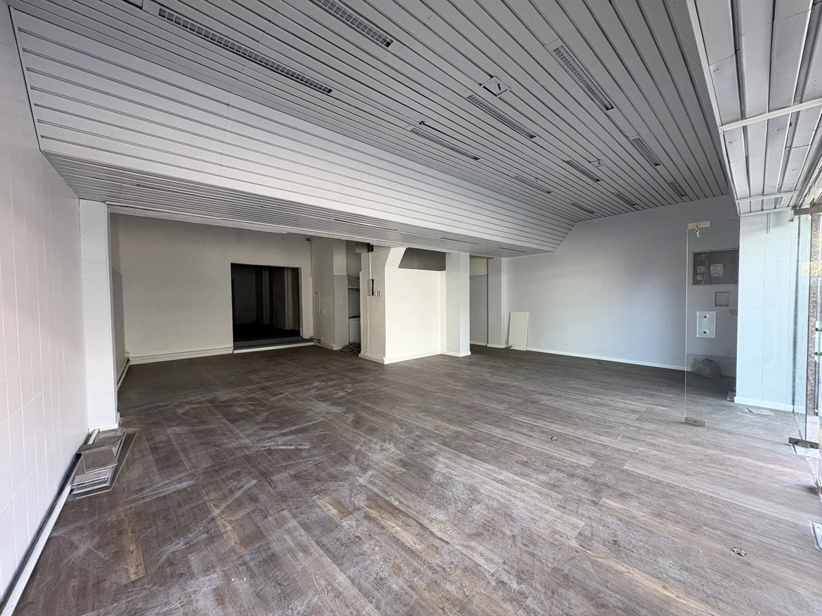 Local Comercial ID.13408 - Alquiler Local Comercial 125 M2 Como Nuevo Ideal Para Varios Rubros En Cordón