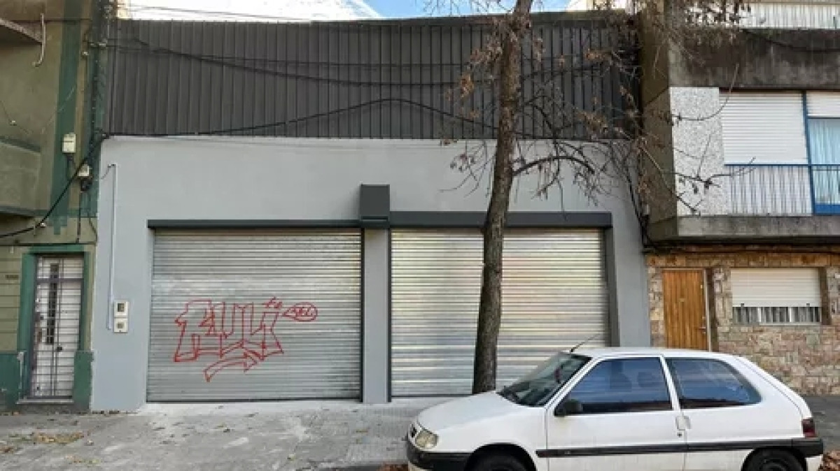 Local Comercial ID.4467 - Alquiler Local A 2 Cuadras De Arenal Grande La Comercial Zona Mayorista