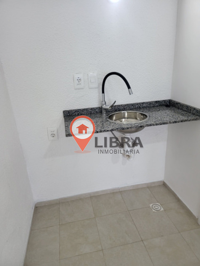 Local Comercial ID.10024 - Linda Oficina O Local 24 Mts2 En Carrasco