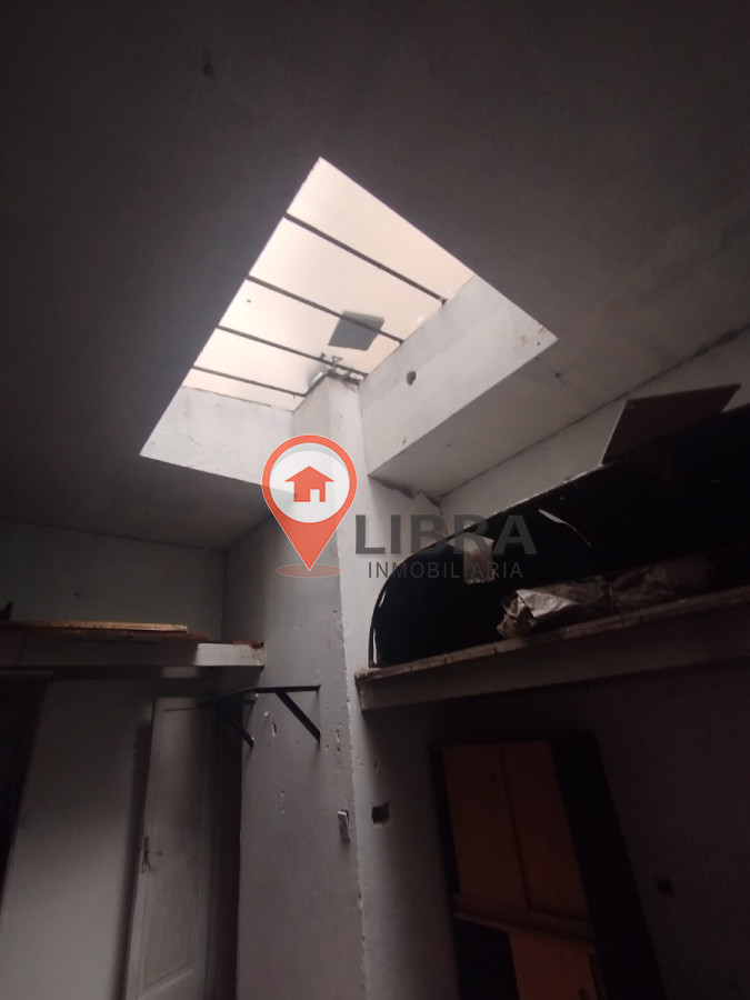 Local Comercial ID.8601 - Alquiler De Local Comercial O Depósito A Cuadra Y Media De 18 de Julio En Centro