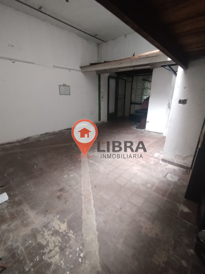 Local Comercial ID.8601 - Alquiler De Local Comercial O Depósito A Cuadra Y Media De 18 de Julio En Centro