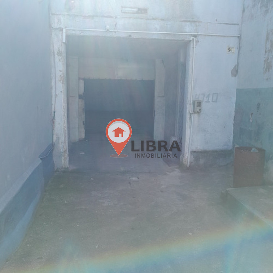 Local Comercial ID.9585 - Alquiler De Deposito O Taller Con Apartamento Belvedere 480M2