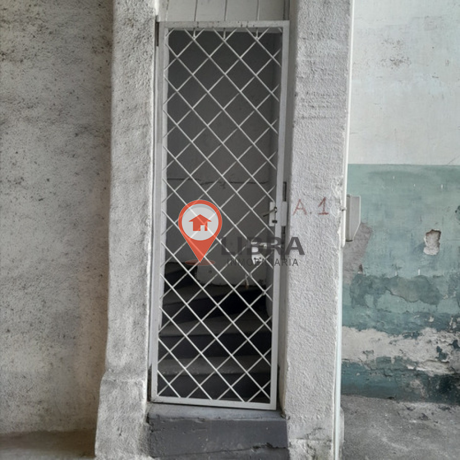 Local Comercial ID.9585 - Alquiler De Deposito O Taller Con Apartamento Belvedere 480M2