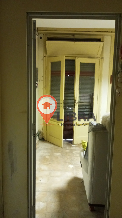 Local Comercial ID.6627 - Alquiler De Local 220m2 Al Frente 2 Baños En Ciudad Vieja