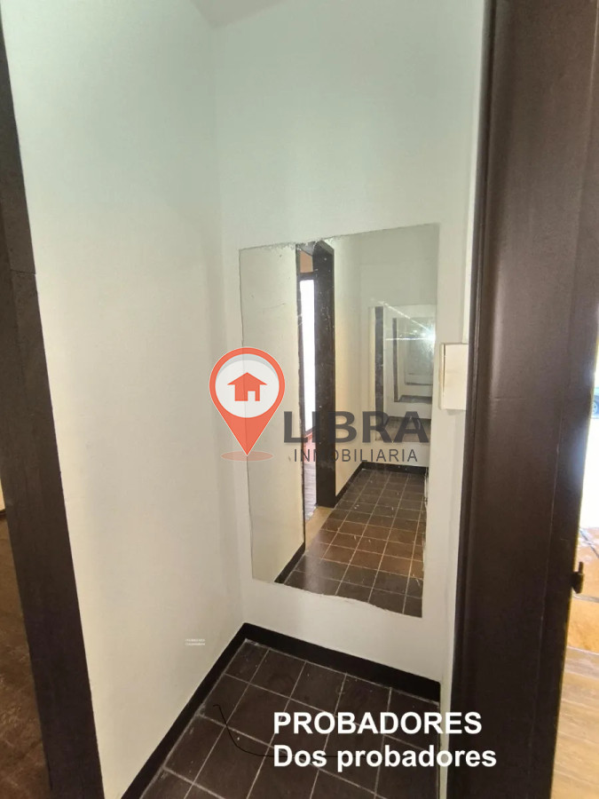 Local Comercial ID.9309 - Alquiler De 2 Locales Comerciales En Goes