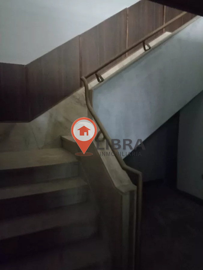 Local Comercial ID.7099 - Alquiler Local Comercial 184 Metros Cuadrados Ciudad Vieja