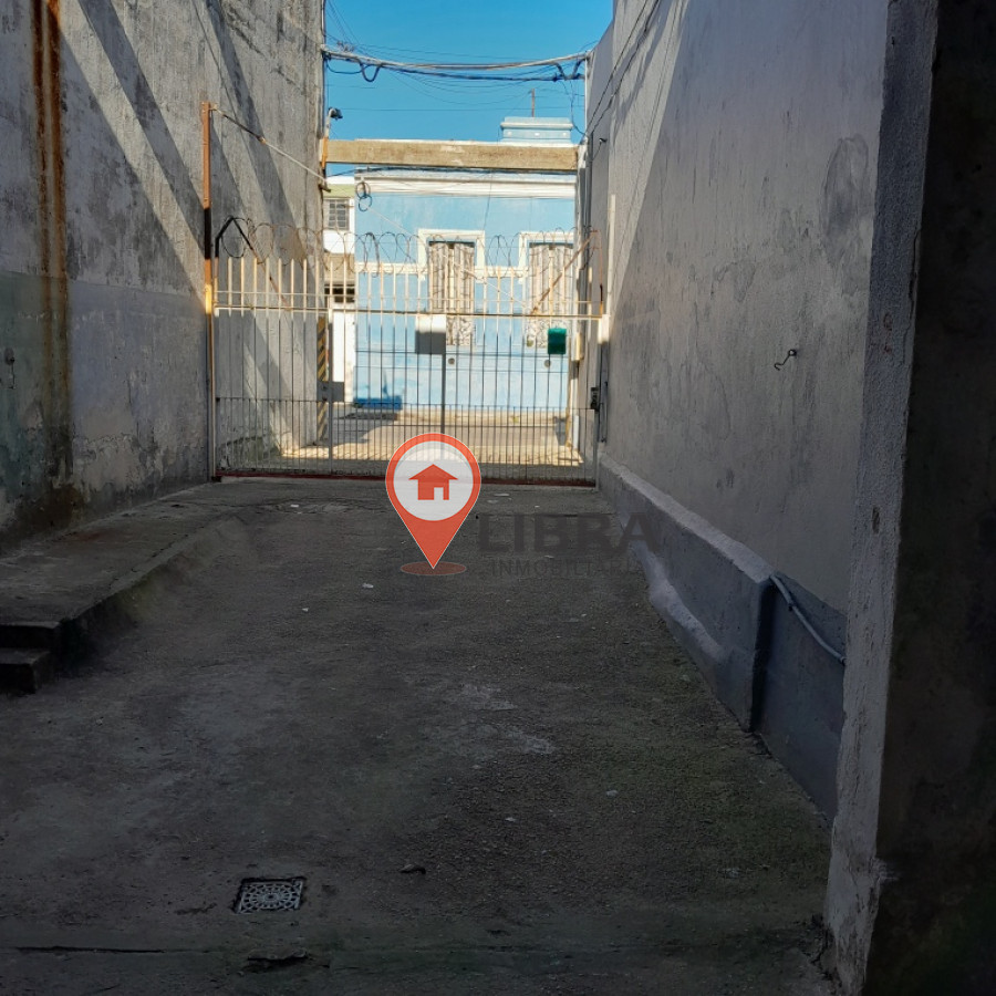 Local Comercial ID.7532 - Local o Deposito De 460m, Ideal Para Taller, Gym, Gomería, Lavadero