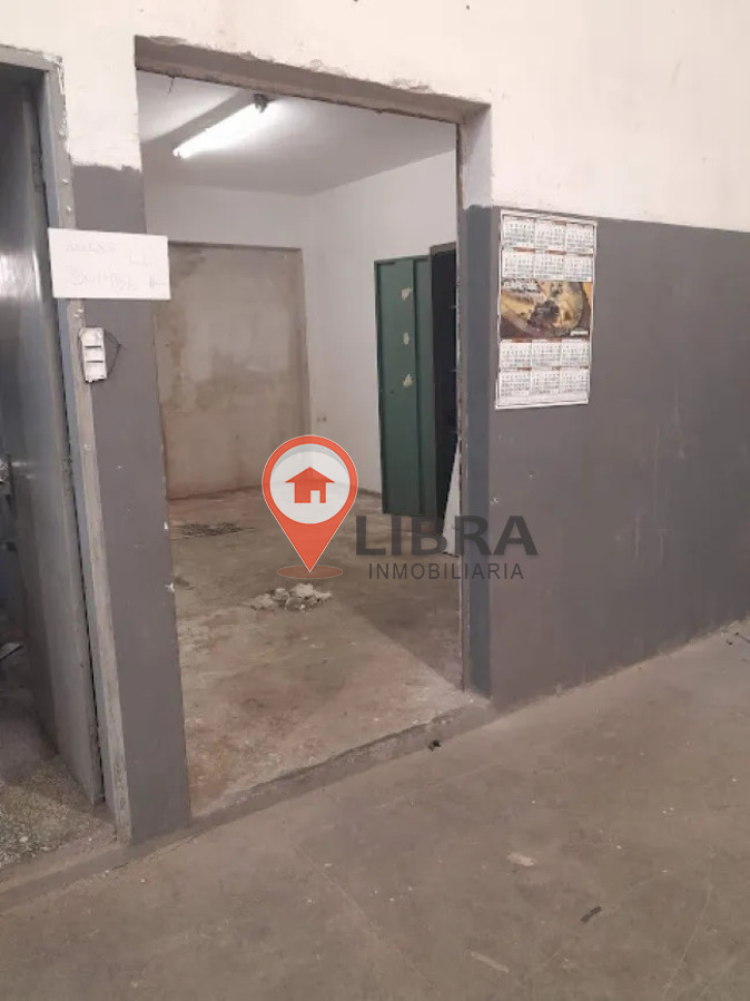 Local Comercial ID.9899 - Alquiler Local Comercial 214m2 2 Oficinas 2 Baños En Unión