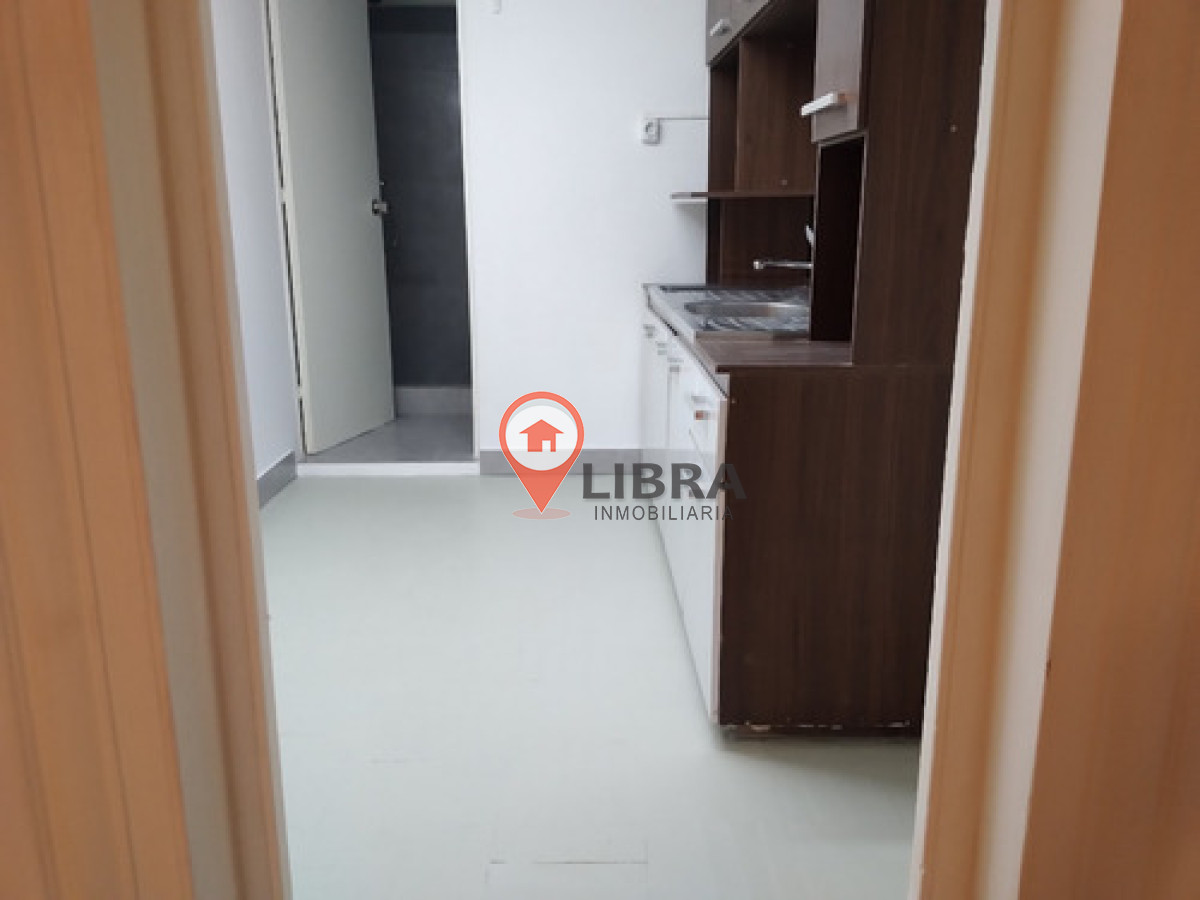 Local Comercial ID.9863 - Alquiler Local A La Calle En Cordón
