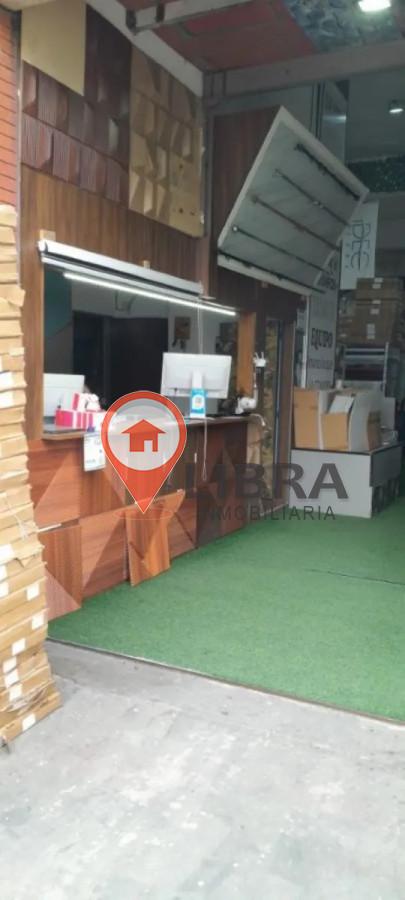 Local Comercial ID.9899 - Alquiler Local Comercial 214m2 2 Oficinas 2 Baños En Unión