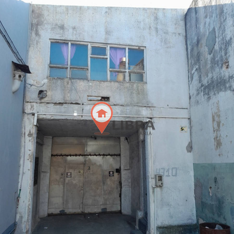 Local Comercial ID.9585 - Alquiler De Deposito O Taller Con Apartamento Belvedere 480M2