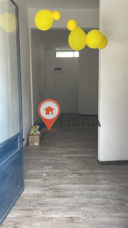 Local Comercial ID.6925 - Alquiler De Local Comercial En Ciudad Vieja
