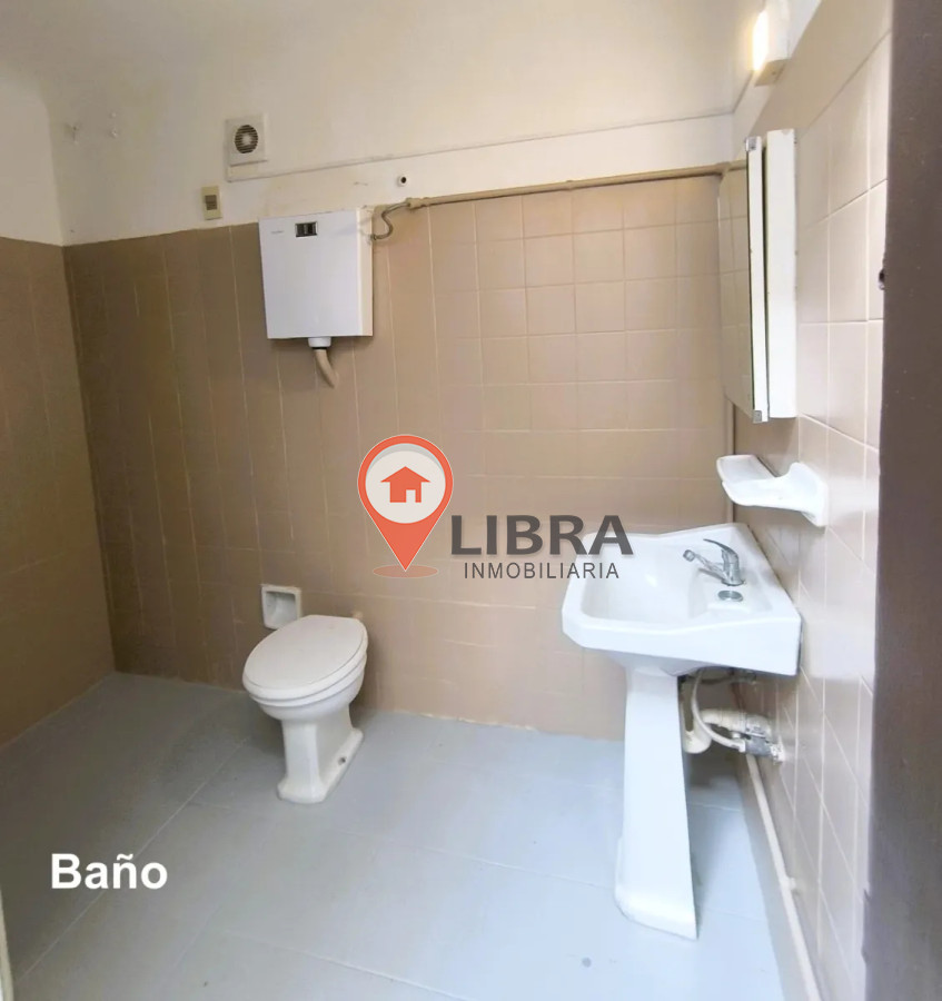 Local Comercial ID.9309 - Alquiler De 2 Locales Comerciales En Goes