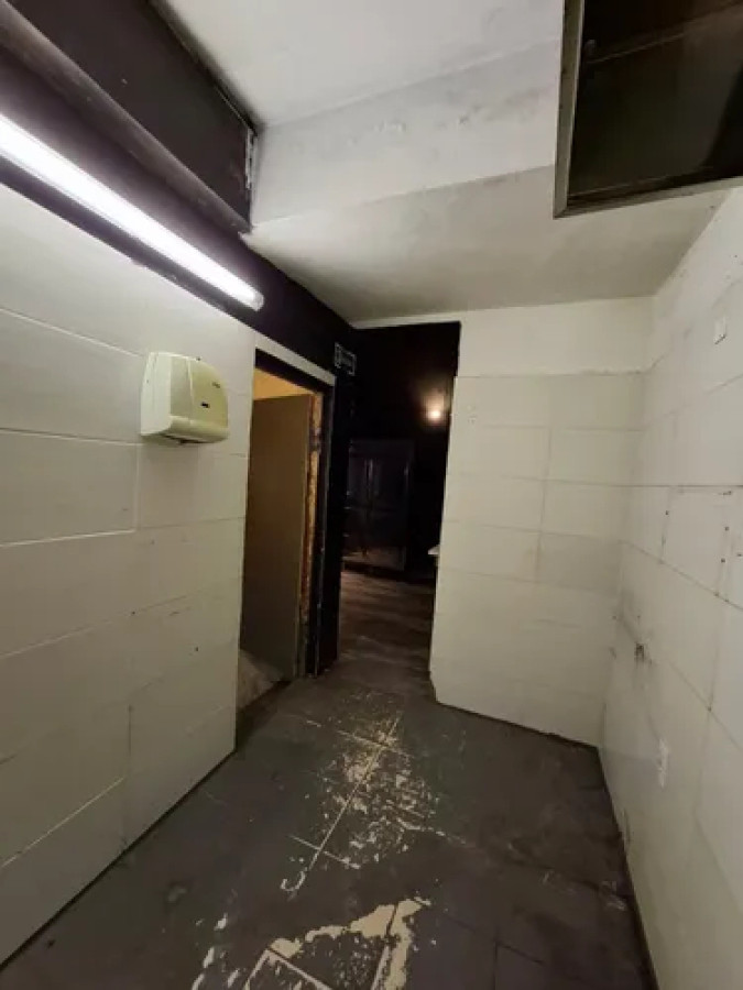 Local Comercial ID.10840 - Local Comercial En Pocitos 144 Mts
