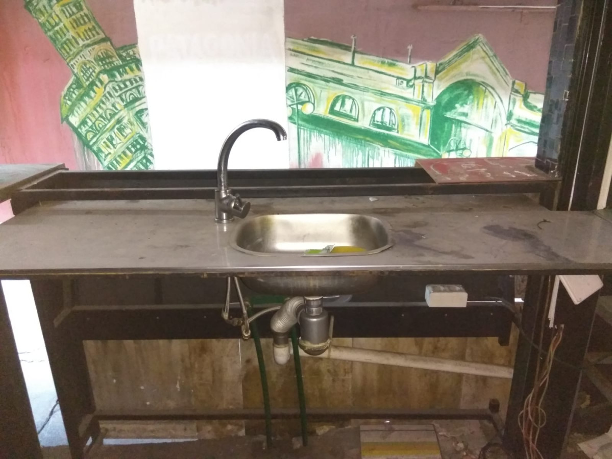 Local Comercial ID.11269 - ALQUILER LOCAL DENTRO DEL MERCADO DEL PUERTO, OPORTUNIDAD!! 