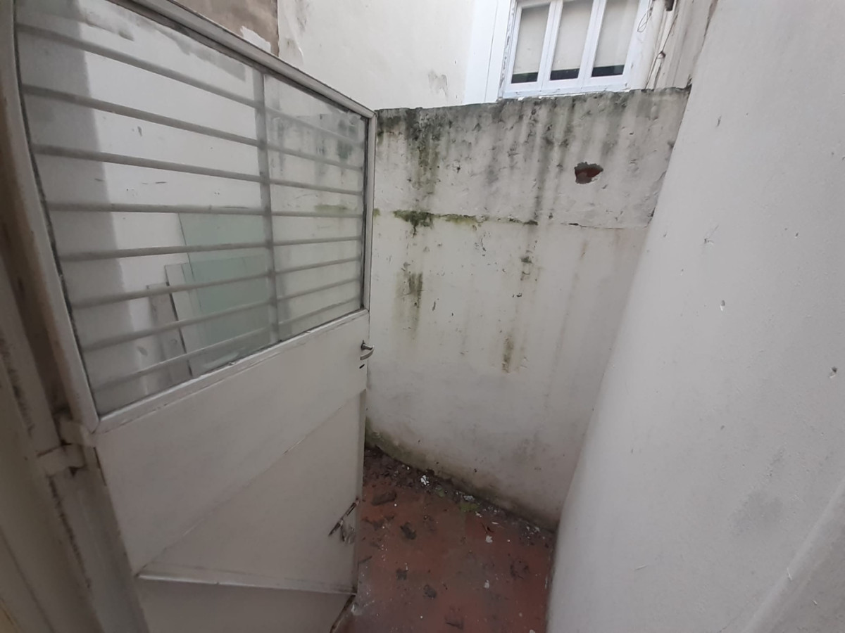 Local Comercial ID.12019 - Alquiler Local Comercial 50 Metros Cuadrados En Pocitos