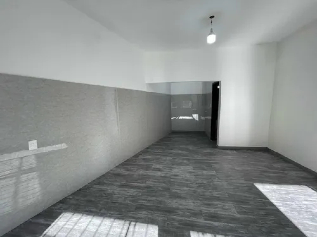 Local Comercial ID.11640 - Alquiler De Local Comercial Con 1 Baño Impecable En Centro