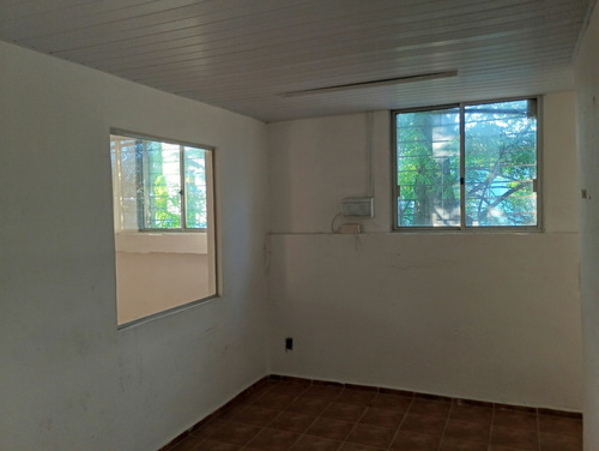 Local Comercial ID.11695 - Alquiler O Venta De Local Comercial O Deposito En Paso Molino 