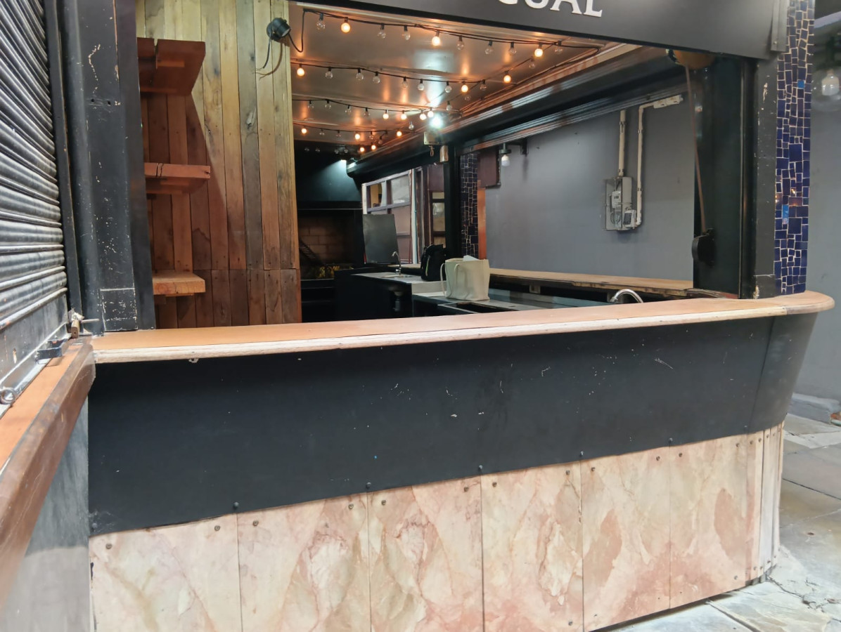 Local Comercial ID.12106 - Alquiler De Local Dentro Del Mercado Del Puerto Ciudad Vieja