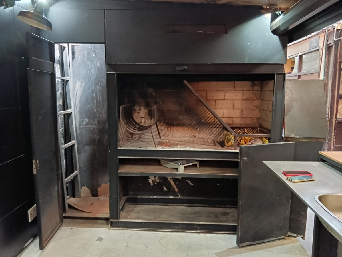 Local Comercial ID.12106 - Alquiler De Local Dentro Del Mercado Del Puerto Ciudad Vieja