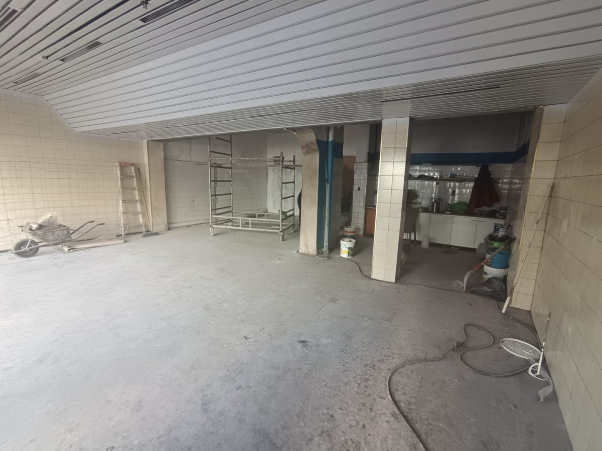 Local Comercial ID.12020 - Alquiler Local Comercial 100 Metros Cuadrados En Cordón