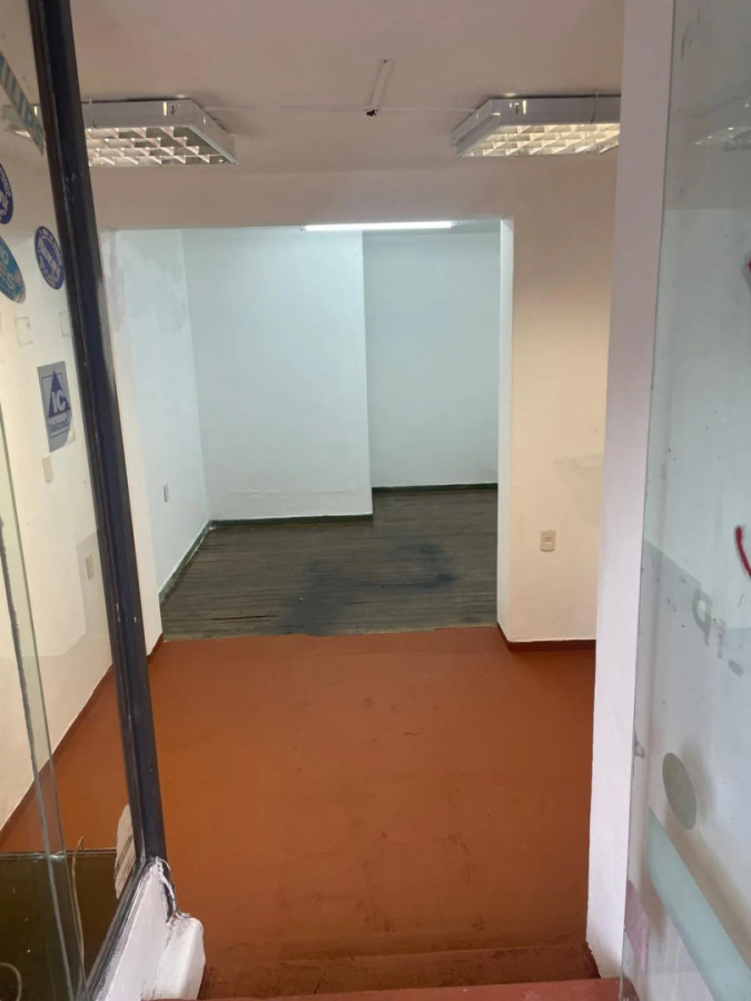 Local Comercial ID.12546 - Alquiler Local Comercial 25m2 Sin Gastos Comunes En Pocitos