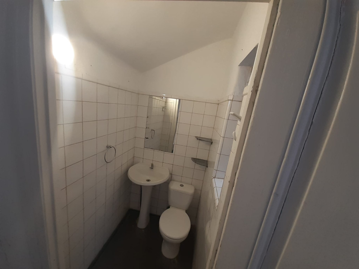 Local Comercial ID.12019 - Alquiler Local Comercial 50 Metros Cuadrados En Pocitos