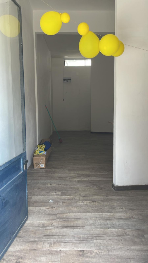 Local Comercial ID.6940 - Local Comercial o Apartamento en Ciudad Vieja