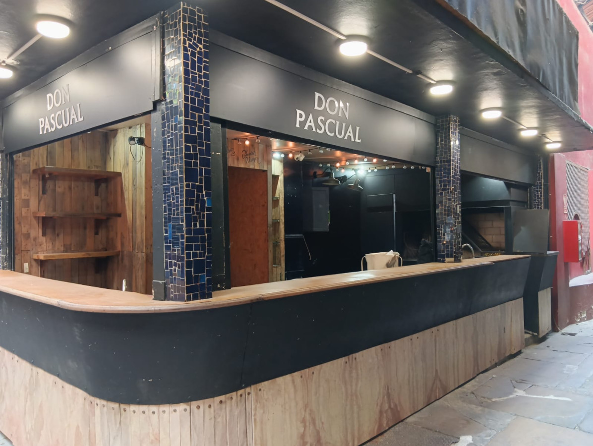 Local Comercial ID.11269 - ALQUILER LOCAL DENTRO DEL MERCADO DEL PUERTO, OPORTUNIDAD!! 