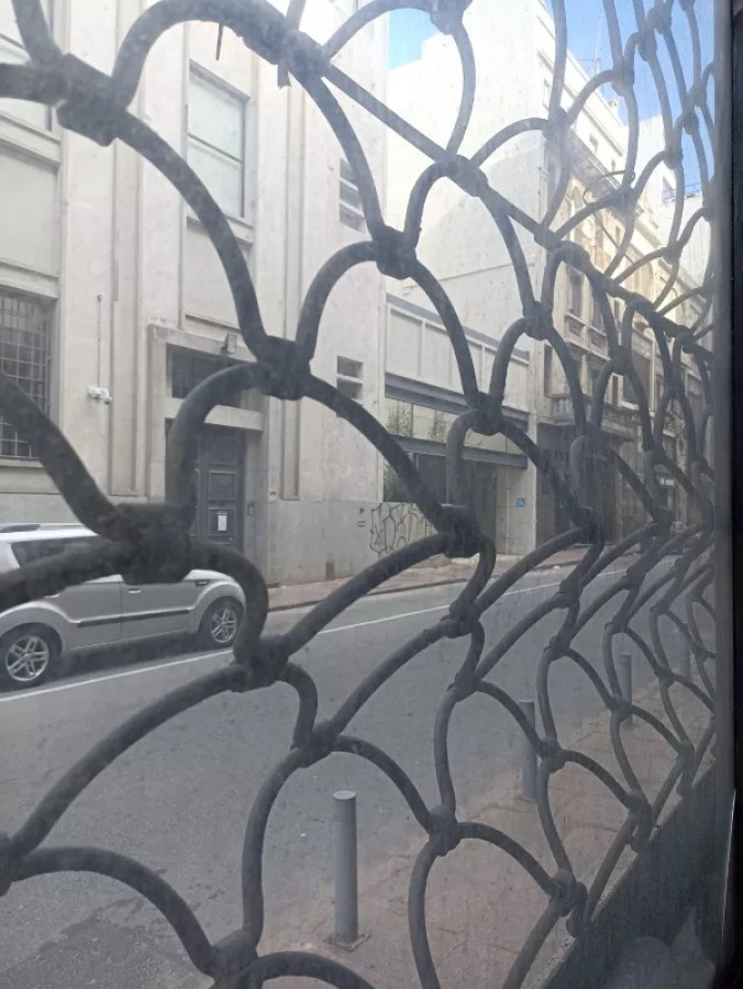 Local Comercial ID.7099 - Alquiler Local Comercial 184 Metros Cuadrados Ciudad Vieja