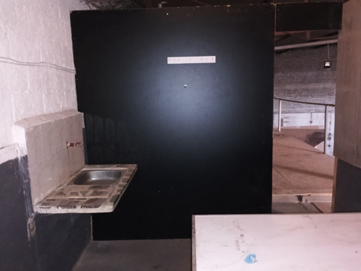 Local Comercial ID.11659 - VENTA O ALQUILER LOCAL COMERCIAL EN PASO MOLINO AMPLIO