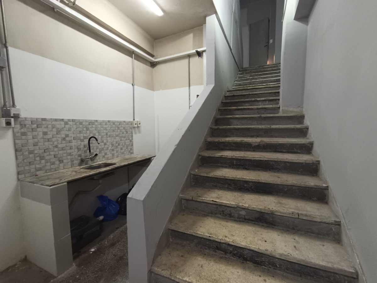 Local Comercial ID.12925 - Alquiler De Local Comercial Excelente Ubicación Sin Gastos Comunes En Tres Cruces