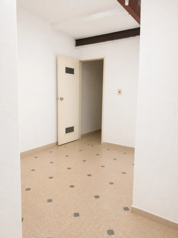 Local Comercial ID.12981 - Alquiler Excelente Local Comercial De 150mts En La Aguada