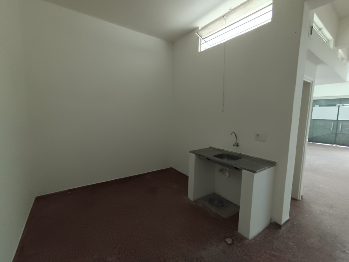 Local Comercial ID.12942 - Venta Local Comercial Para Negocio O Inversión Excelente Ubicación En Tres Cruces