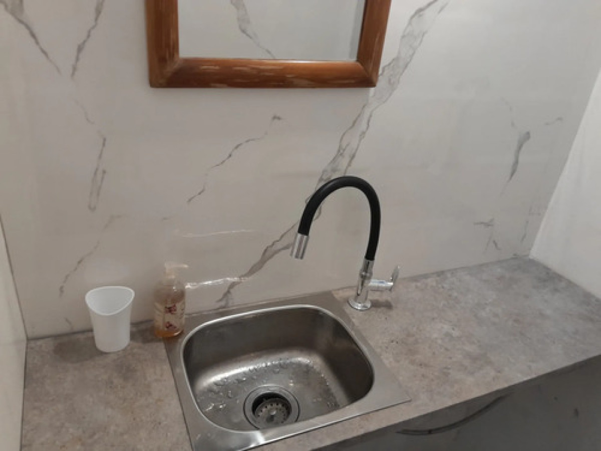 Local Comercial ID.12214 - Alquiler de local en Ciudad Vieja