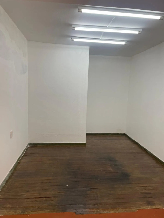Local Comercial ID.12546 - Alquiler Local Comercial 25m2 Sin Gastos Comunes En Pocitos