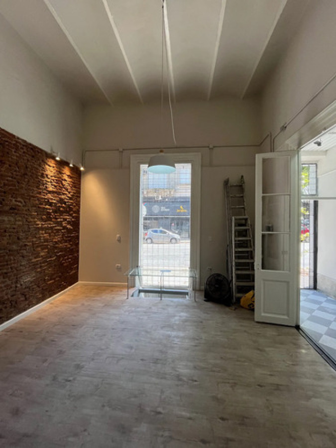 Local Comercial ID.11864 - Alquiler de local comercial en Cordon