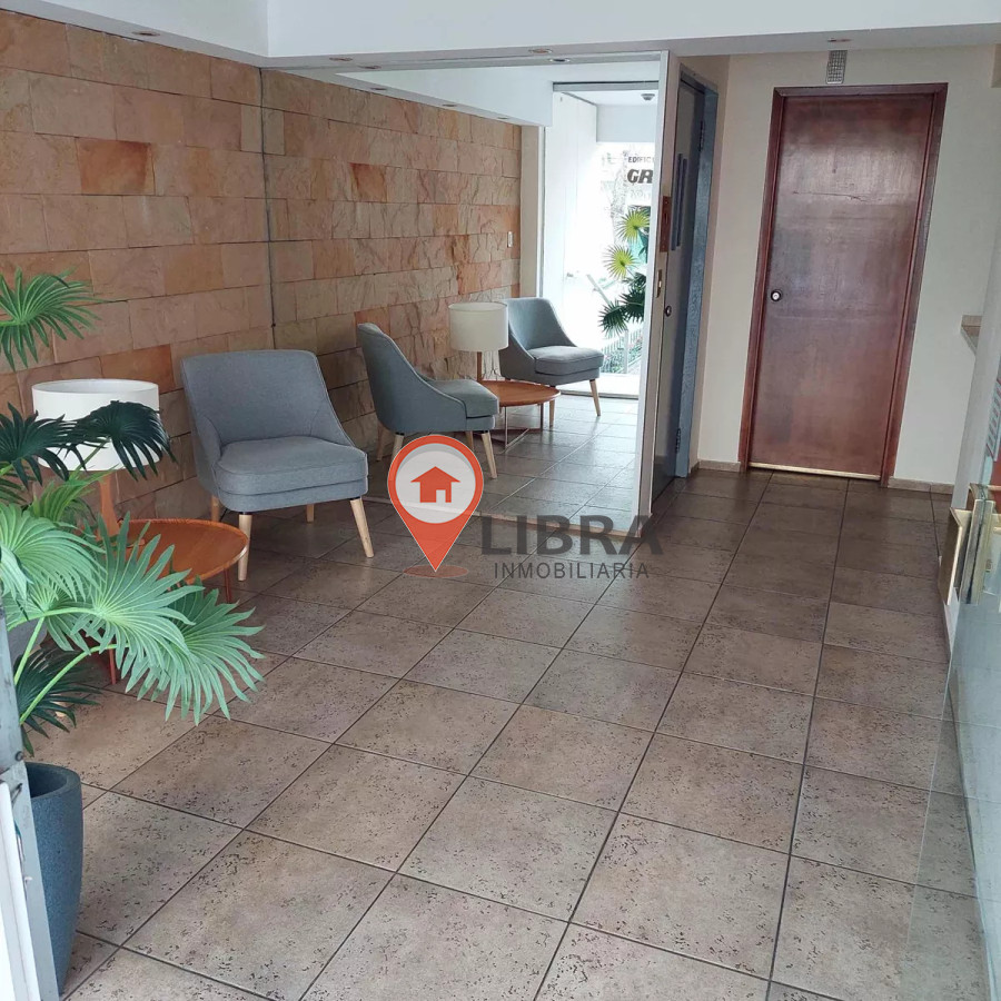 Apartamento ID.8077 - Alquiler Apartamento De 2 Dormitorios 2 Baños En Pocitos