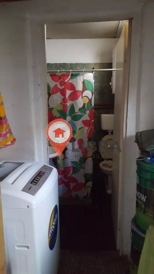 Apartamento ID.1499 - Tipo Casa En Venta Con Renta 2 Dormitorios En Mercado Modelo