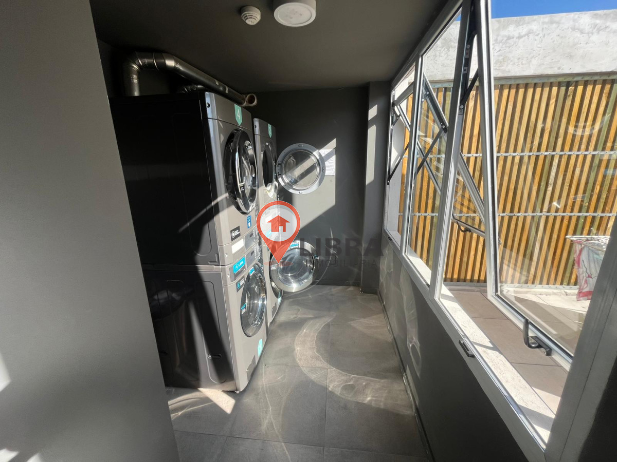 Apartamento ID.6605 - Venta Apartamento A Nuevo 2 Dormitorios Terraza Centro