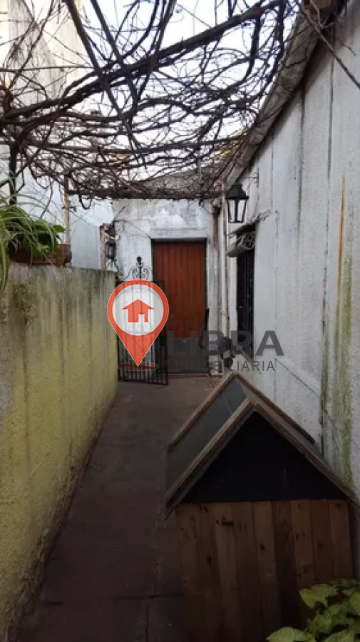 Apartamento ID.1499 - Tipo Casa En Venta Con Renta 2 Dormitorios En Mercado Modelo