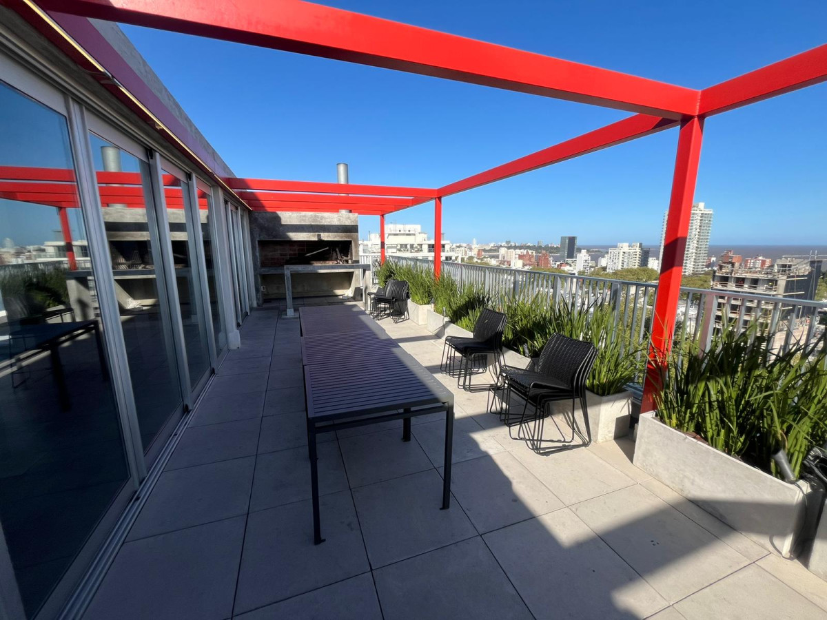 Apartamento ID.6639 - Venta Apartamento 2 Dormitorios Terraza Centro